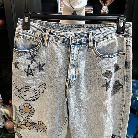 Forever 21 Embroidered Angel Doodle Jeans Size 29 - Picture 3 of 13